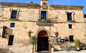 Hotel Tres Coronas De Silos